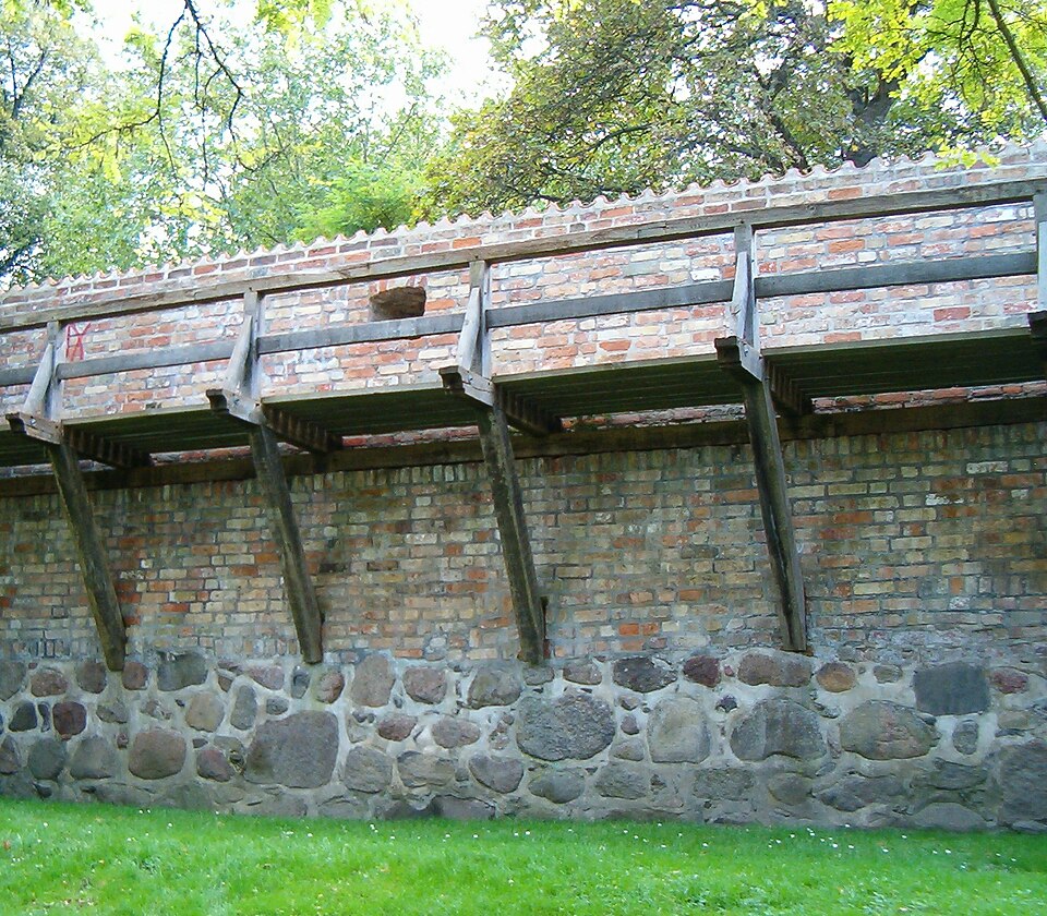 Stadtmauer mit Wehrgang und Speicherturm Isny – Isny im Allgäu