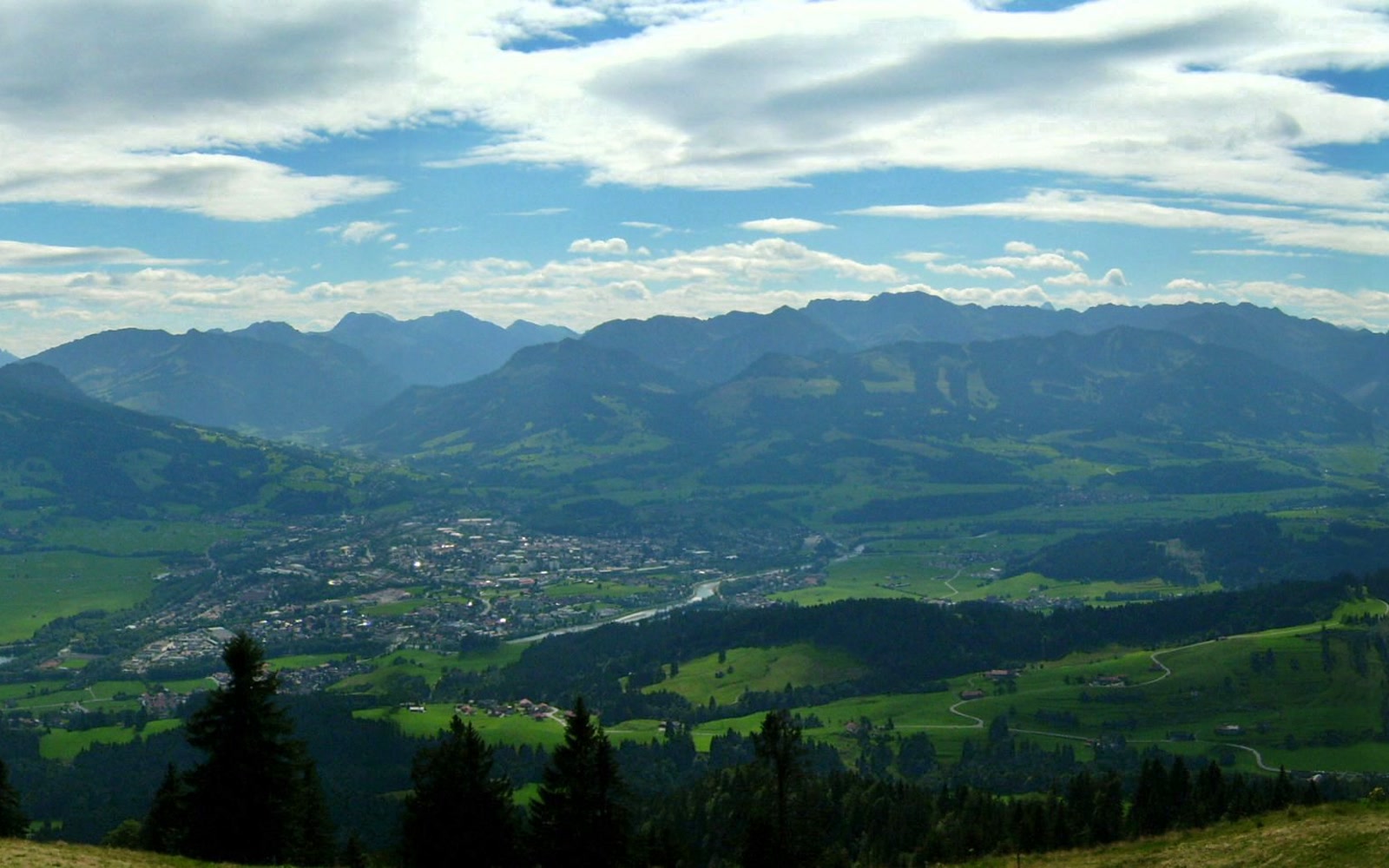 Panorama-Rundwanderweg am Mittag – Immenstadt im Allgäu